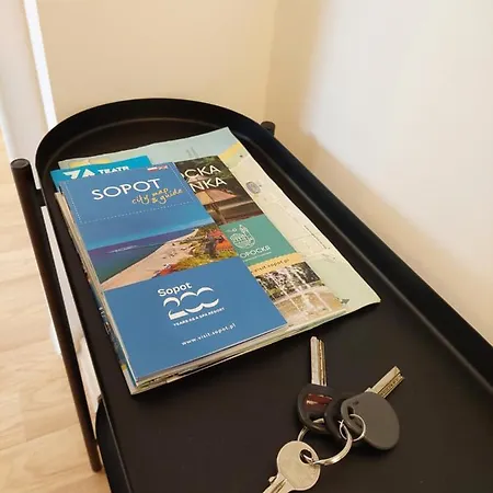 Apartament Opera Διαμέρισμα Σόποτ